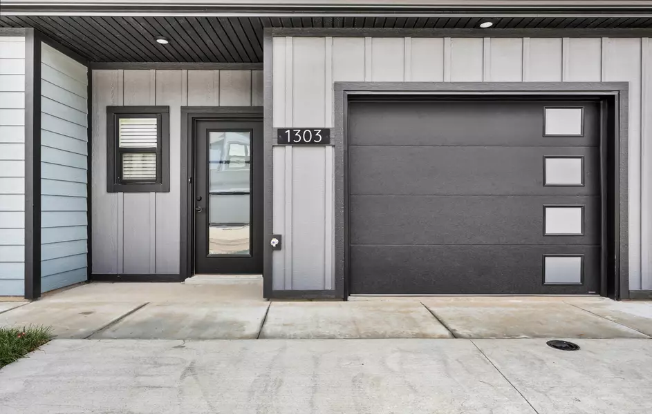 1303 Jonathan Wade Circle, Clarksville, TN 37043