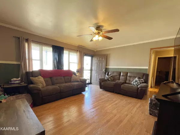 Maryville, TN 37804,430 Defoe Circle