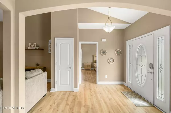 Corryton, TN 37721,7309 Fort Apache Rd