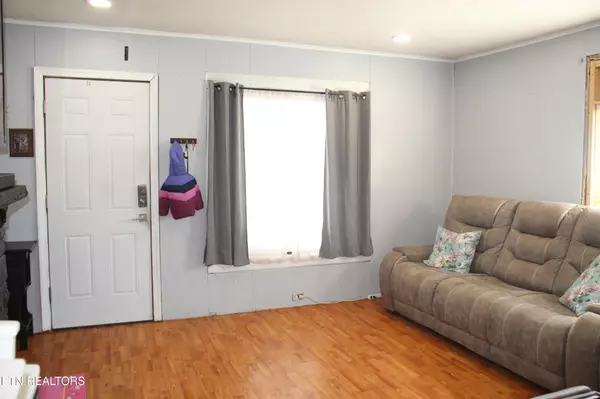 Rockwood, TN 37854,721 N Kingston Ave