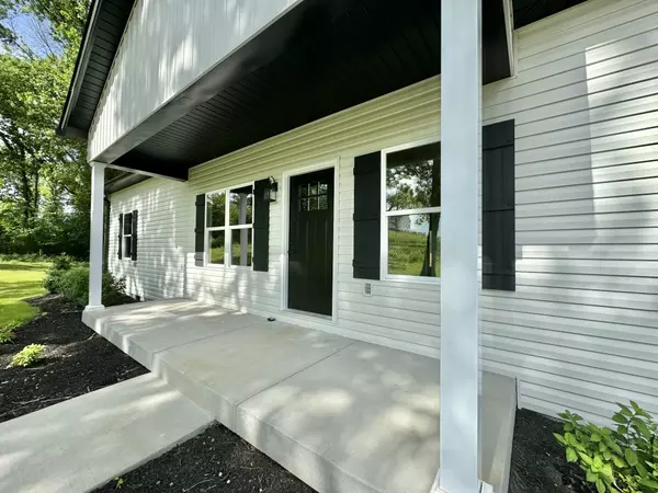 Castalian Springs, TN 37031,5160 Highway 231S