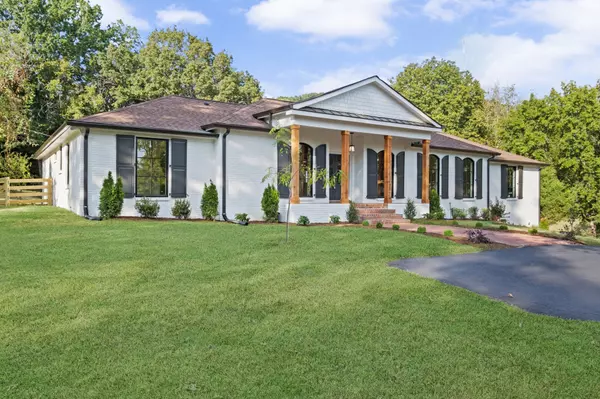 Nashville, TN 37215,1701 Kingsbury Dr