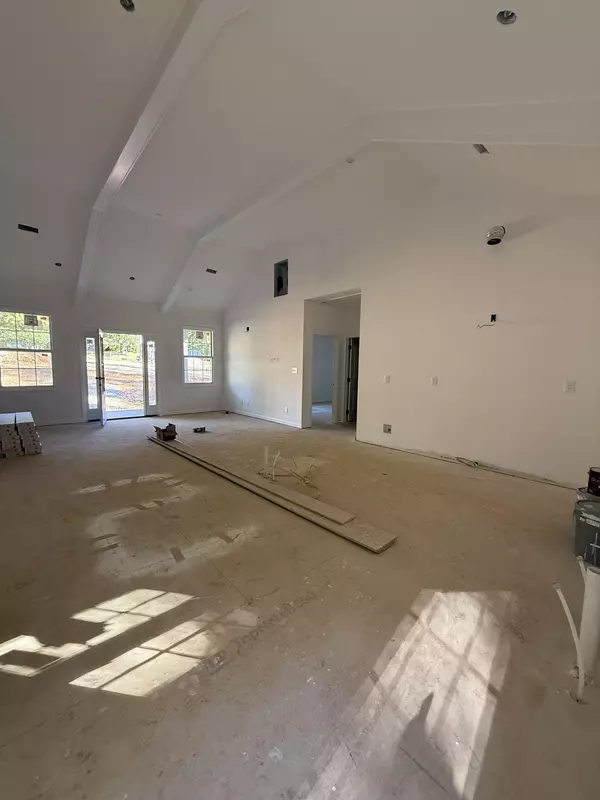 Clarksville, TN 37040,612 Hill Rd