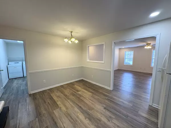 Tullahoma, TN 37388,112 Middleton Ct