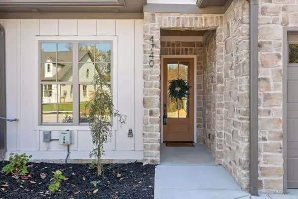 Chattanooga, TN 37419,4692 Dempsey Way