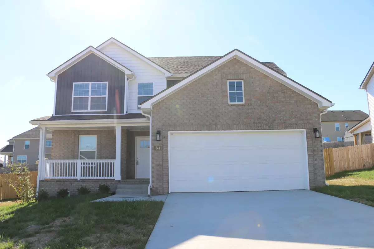 Clarksville, TN 37042,744 Banister Dr