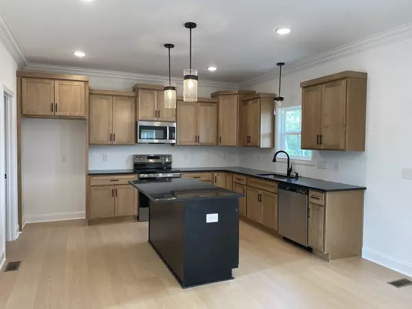 Clarksville, TN 37042,591 Pongracz Way