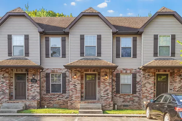 Clarksville, TN 37040,1762 Spring Water Drive #B