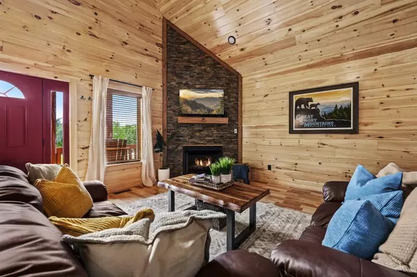 Gatlinburg, TN 37738,240 Forrest Loop Way