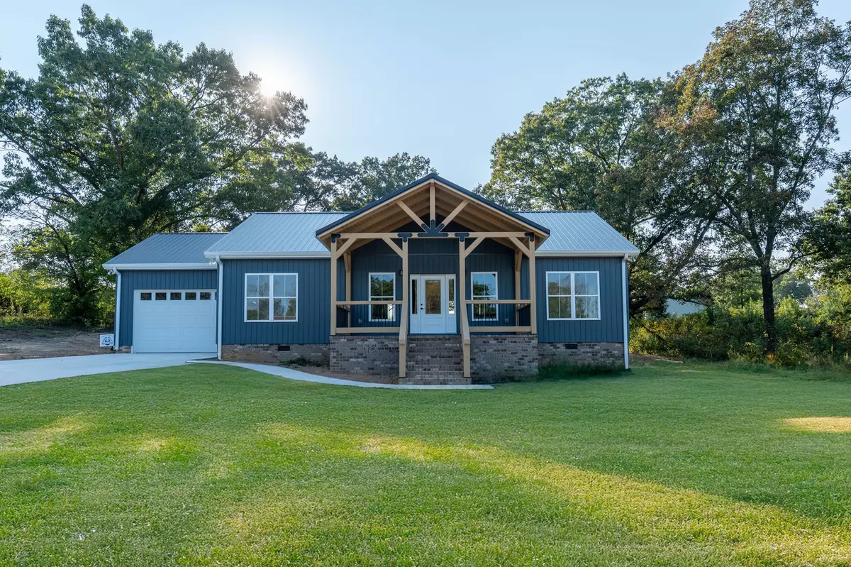 Summertown, TN 38483,1166 Dugout Rd