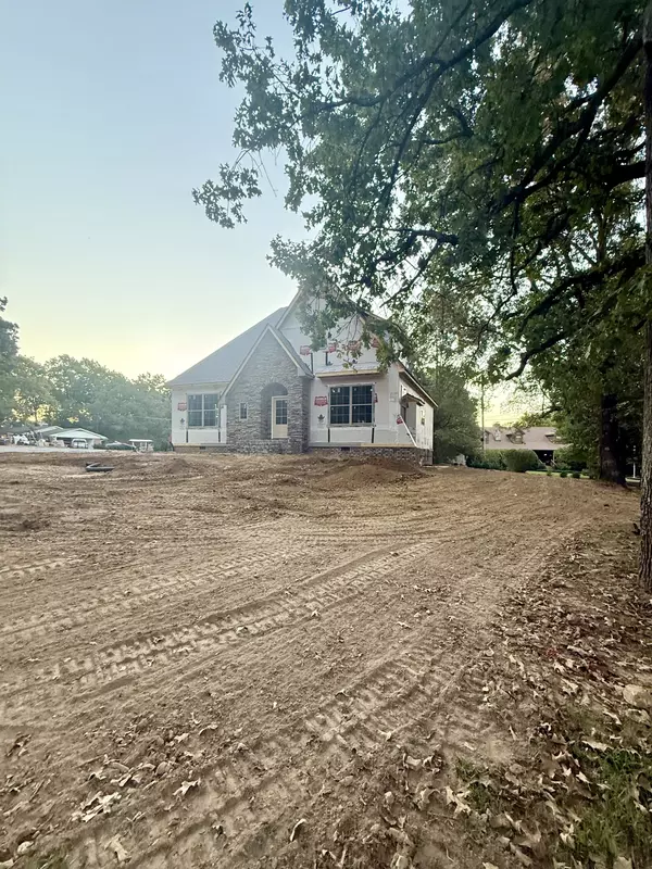 Pleasant View, TN 37146,2917 Hwy 49 W