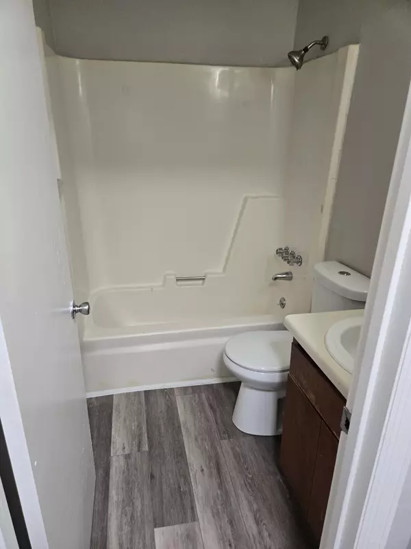 Nashville, TN 37216,1414 Oakhurst Ave #1414