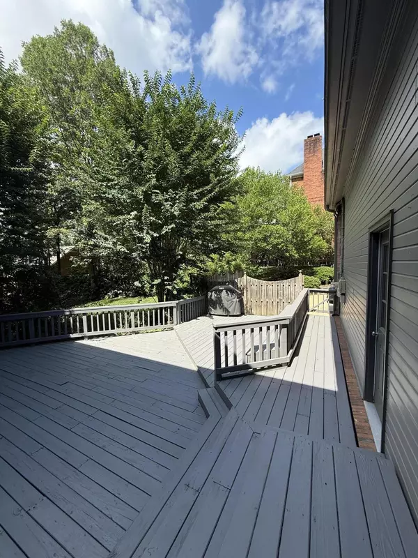 Signal Mountain, TN 37377,38 Cool Springs Road