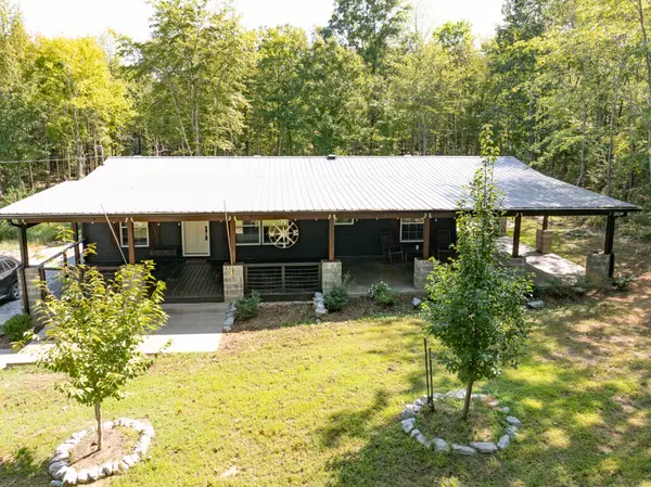 Mc Ewen, TN 37101,3844 Humphreys County Line Rd