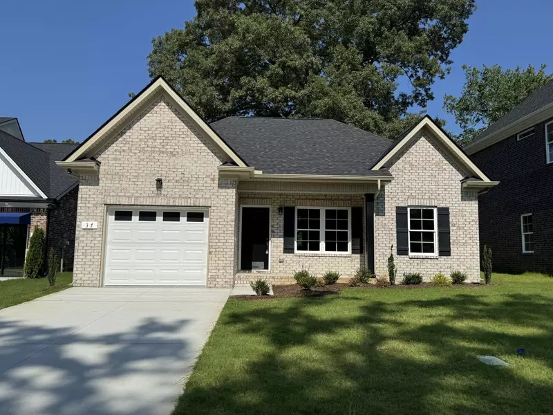 37 Laurel View St, Manchester, TN 37355
