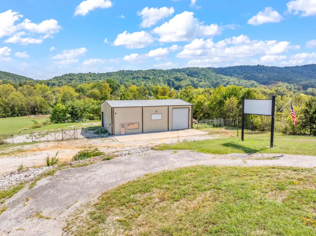 Kingston, TN 37763,3411 Decatur Hwy