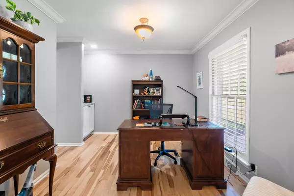 Brentwood, TN 37027,1518 Lipscomb Dr