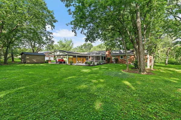 Brentwood, TN 37027,1518 Lipscomb Dr