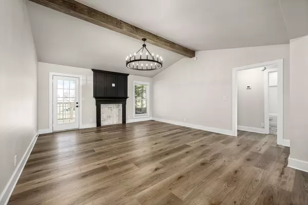 Clarksville, TN 37042,1977 Timberline Way
