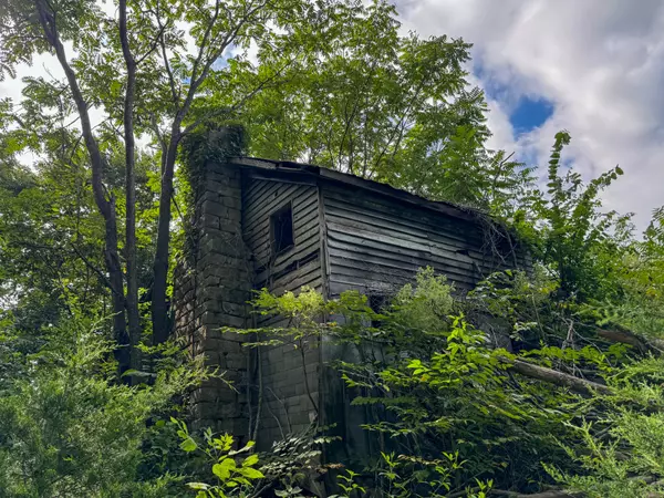 Cumberland Furnace, TN 37051,1 Indian Creek Rd