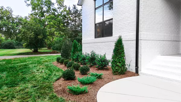 Nashville, TN 37220,4815 Granny White Pike