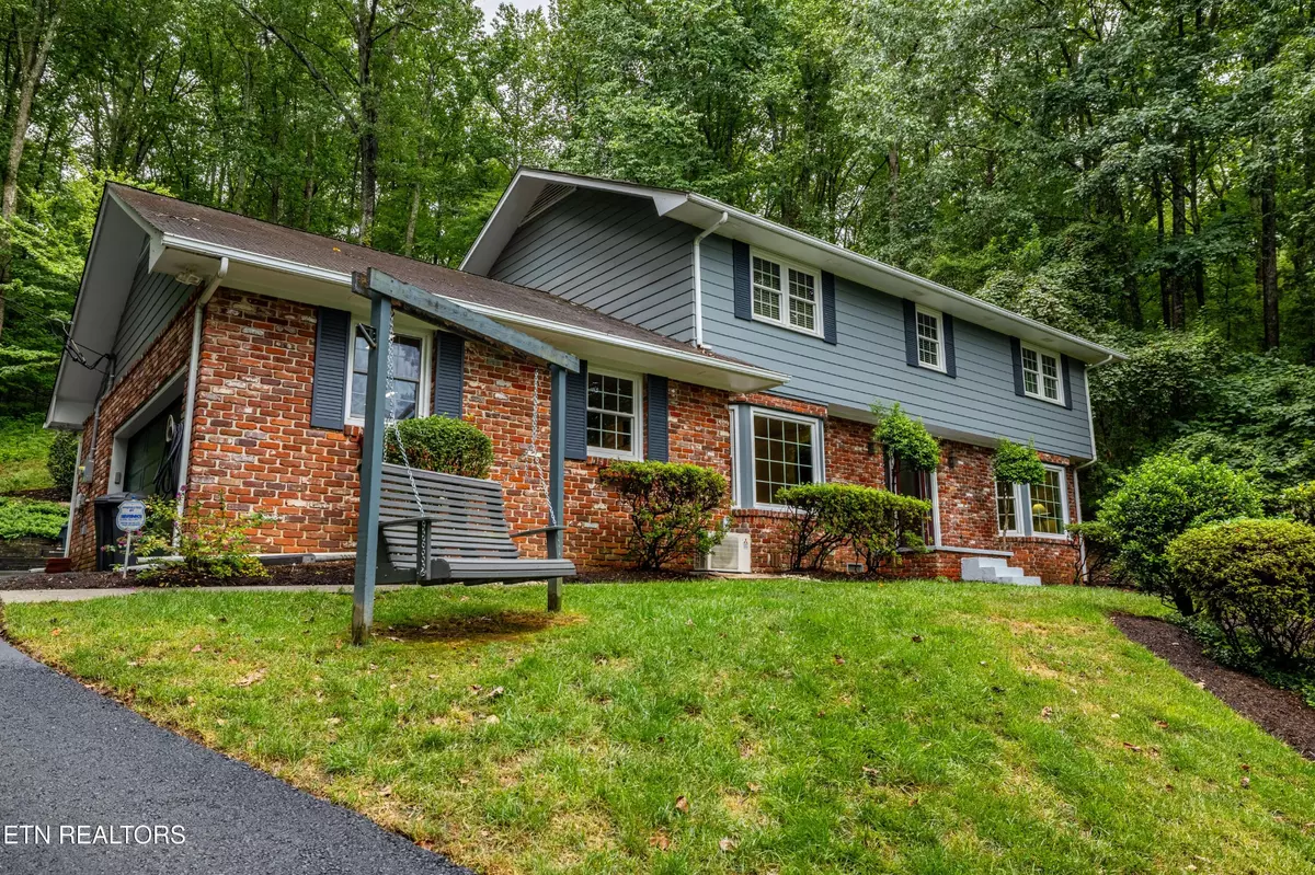 Oak Ridge, TN 37830,1126 W Outer Drive