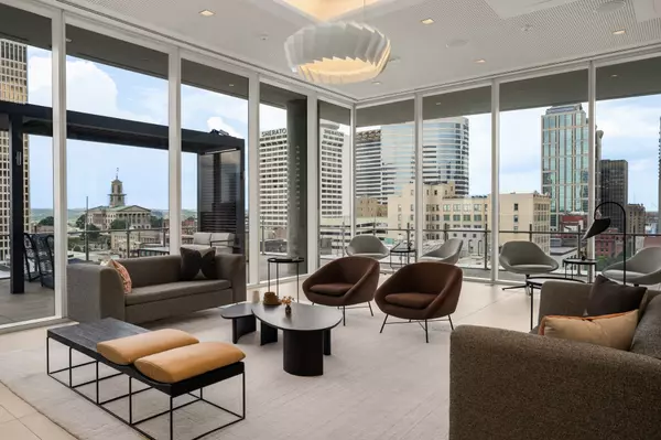 Nashville, TN 37203,805 Church St #3802