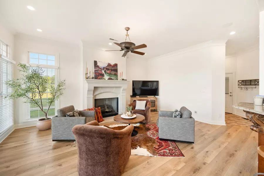 2880 US HWY 412, Parsons, TN 38363