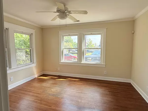 Nashville, TN 37204,2401 White Ave