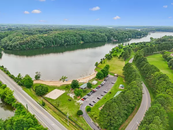 Winchester, TN 37398,146 Island Way