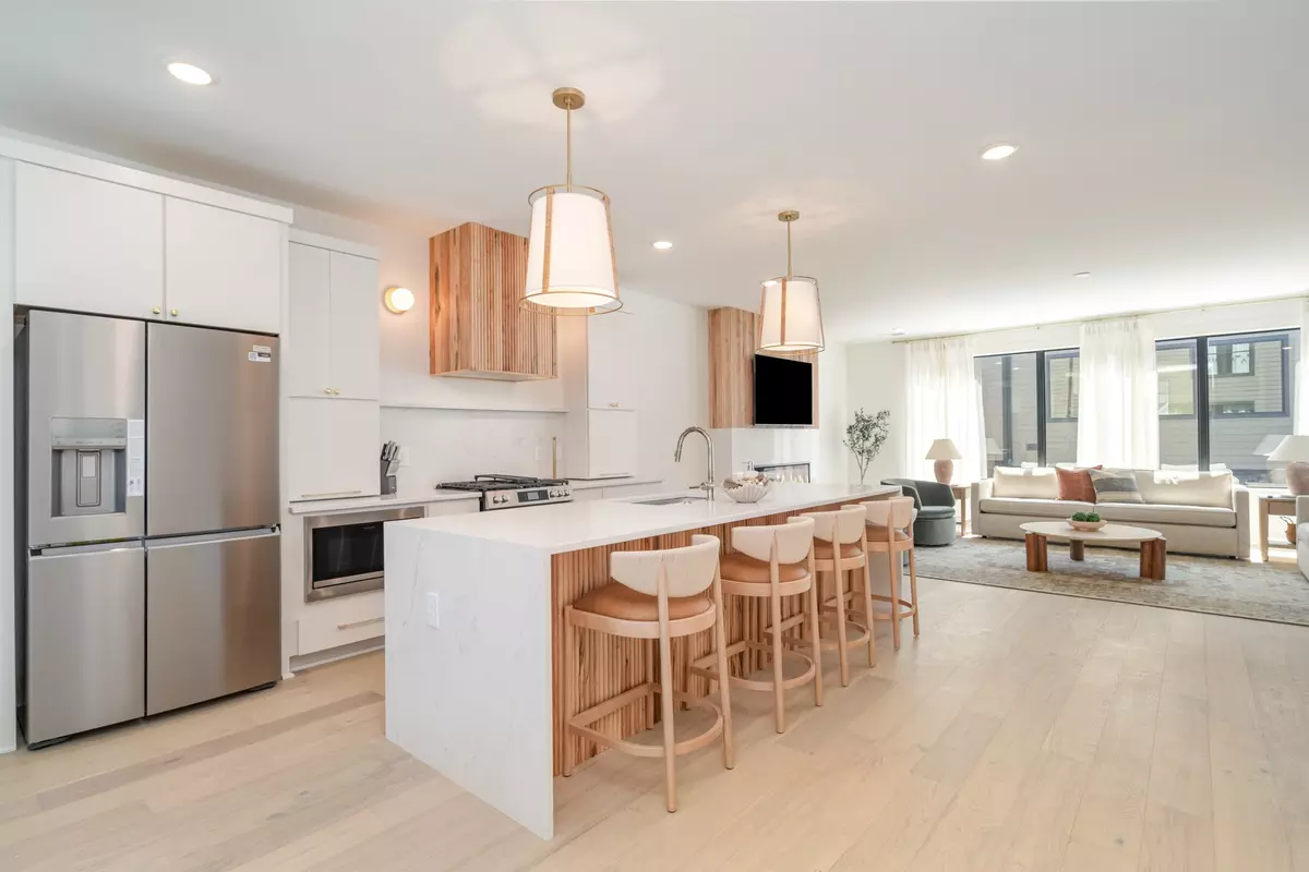 Nashville, TN 37211,542D Rosedale Ave #7