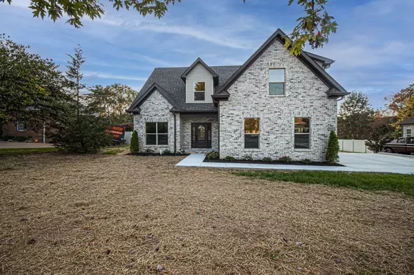 Manchester, TN 37355,835 Lexington Cir
