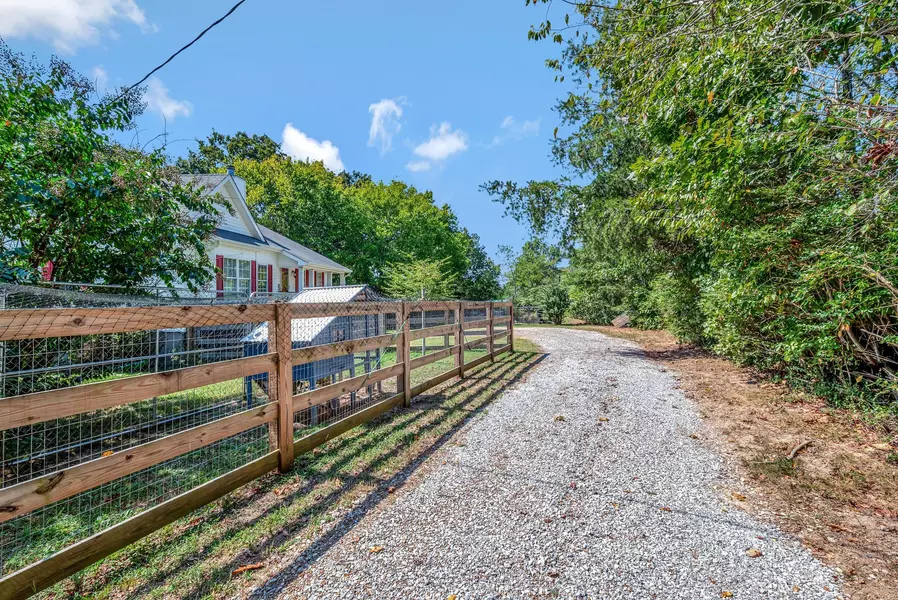 4440 Sears Rd, Pegram, TN 37143