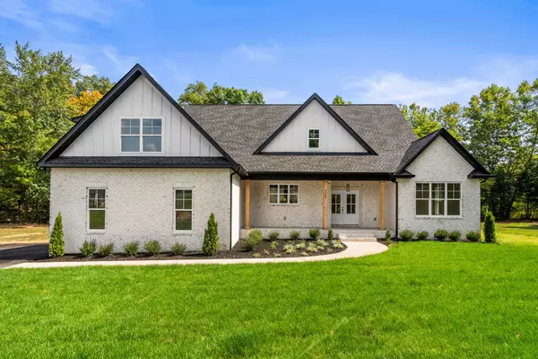 Greenbrier, TN 37073,4082 Summit Dr