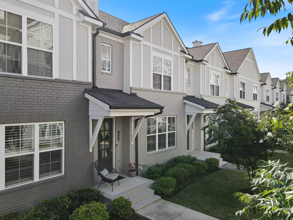 Nashville, TN 37205,7094 Westside Cir