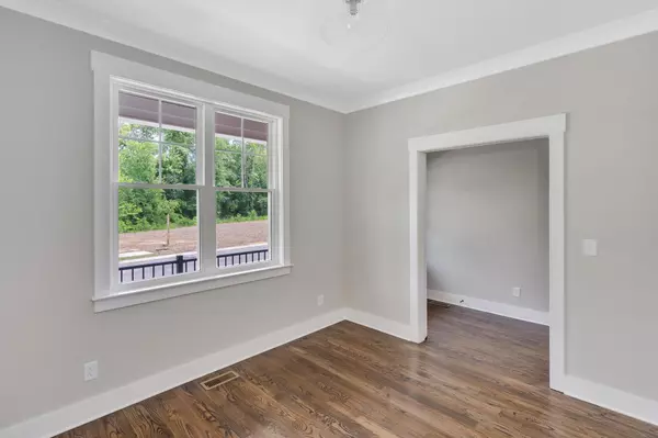 Chattanooga, TN 37409,1305 Thomas Avenue #6