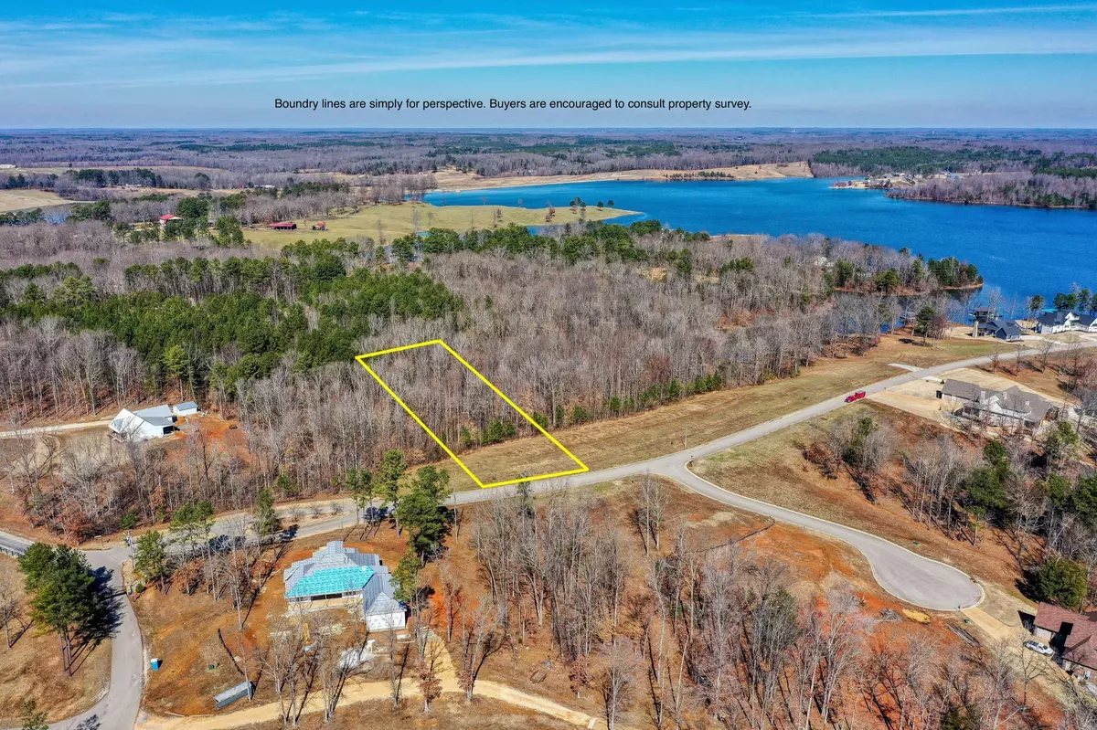 Huntingdon, TN 38344,0 Southern Shore Pt