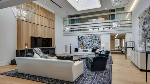 Nashville, TN 37201,112 2nd Ave #N #10