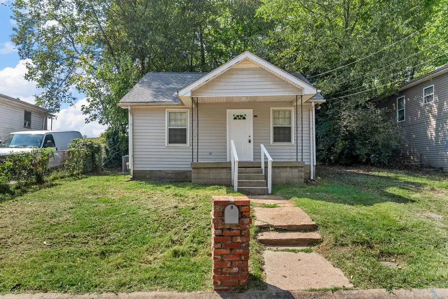 1120 Hyman St, Clarksville, TN 37040