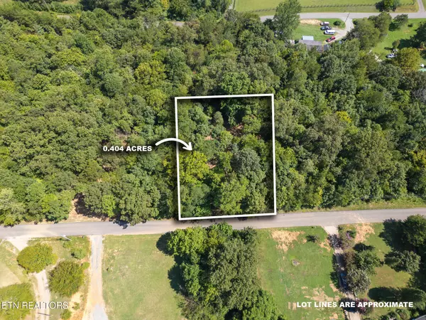 Loudon, TN 37774,135 Pinecrest Drive