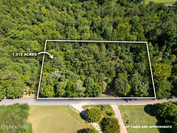 Loudon, TN 37774,125 Pinecrest Drive