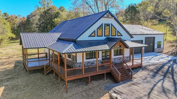 Lafayette, TN 37083,5109 Union Camp Rd