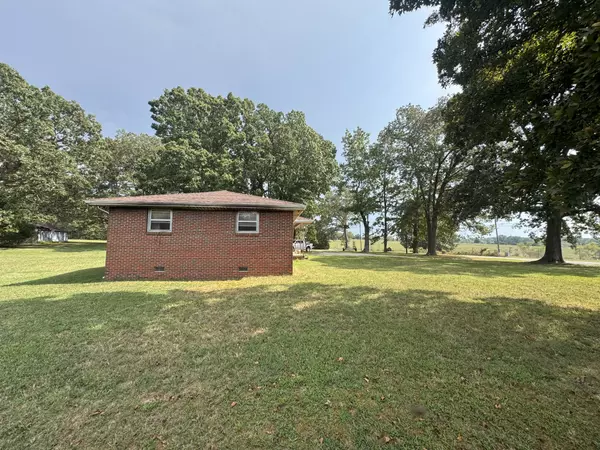 Nunnelly, TN 37137,2732 Highway 48 #N