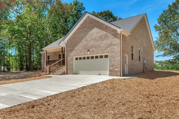 Leoma, TN 38468,694 Cotton Ln