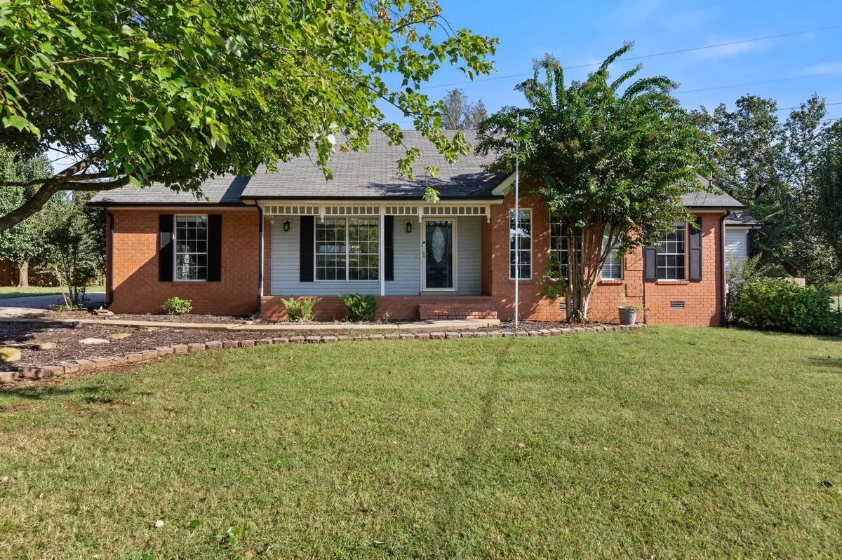 Murfreesboro, TN 37129,5224 Grassland Dr