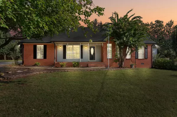 Murfreesboro, TN 37129,5224 Grassland Dr