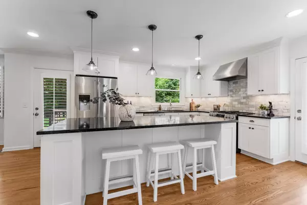 Nashville, TN 37220,5428 Wakefield Dr