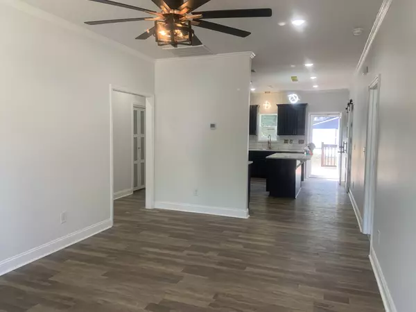 Mount Pleasant, TN 38474,307 Wall St