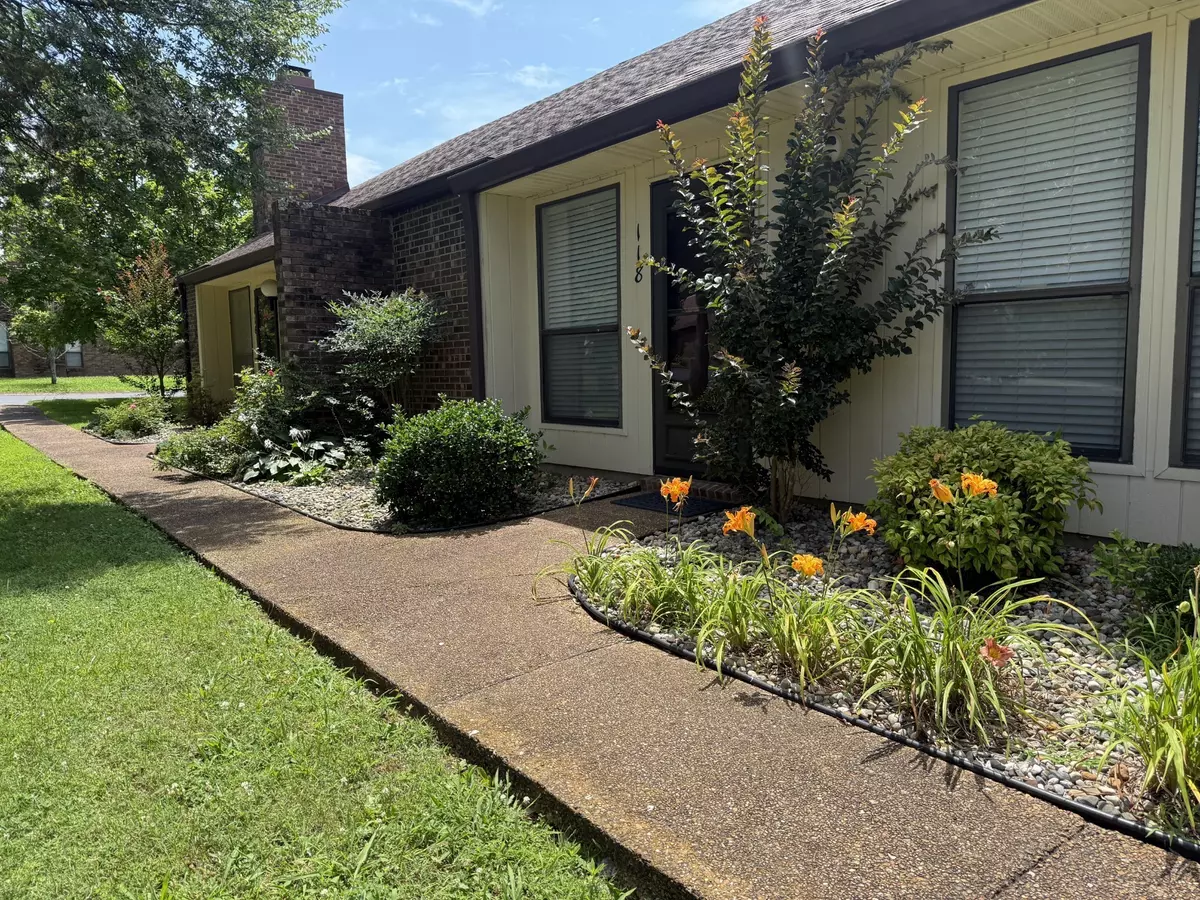 Lebanon, TN 37087,118 Castlewood Ln