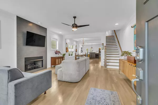 1433 14th Ave #S, Nashville, TN 37212